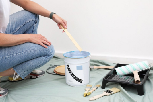 Come imbiancare le pareti di casa.